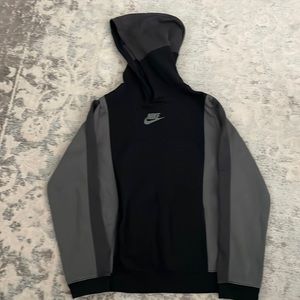 Nike - YXL - NWT - Sweatshirt Hoodie